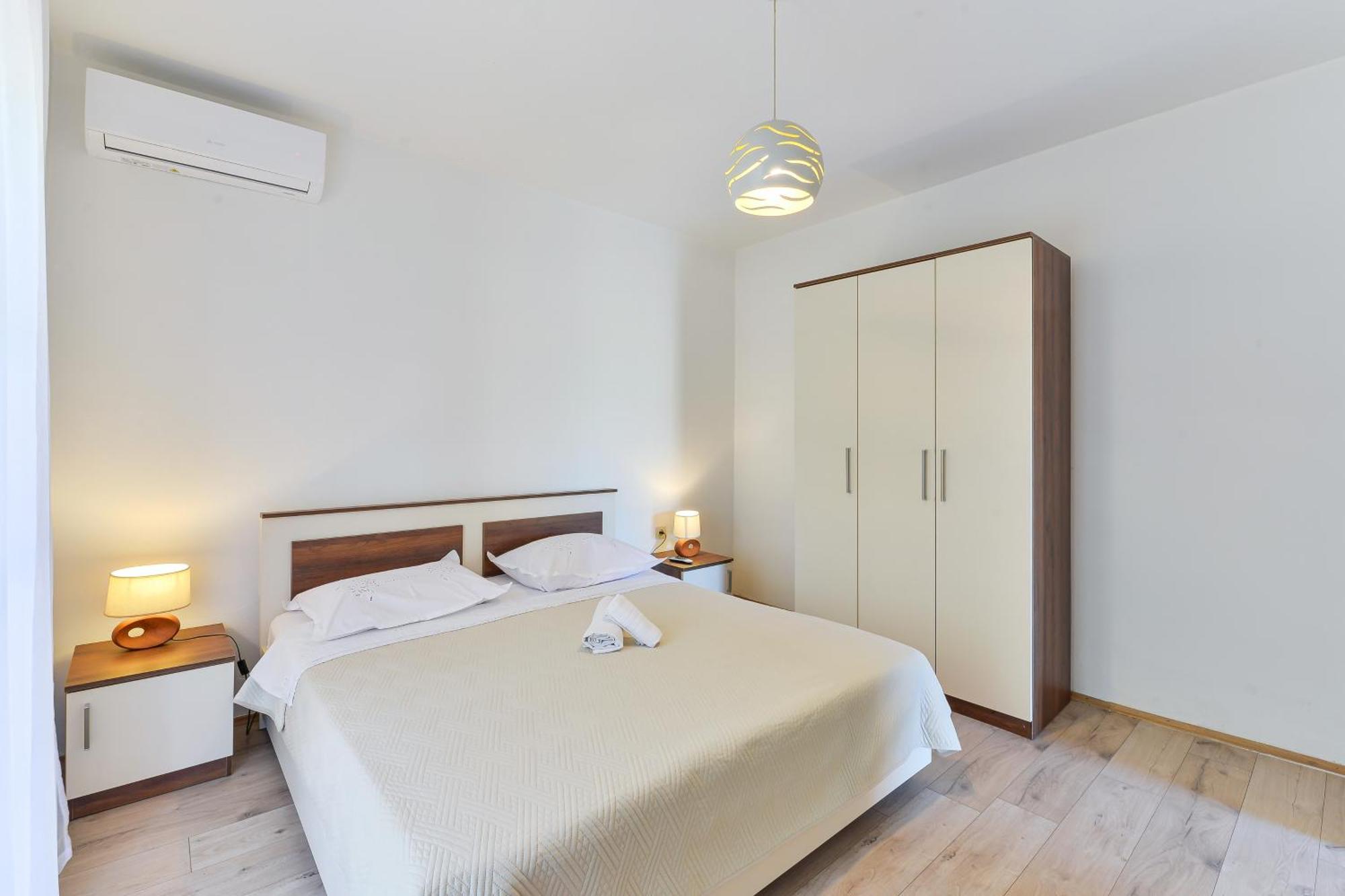 Apartments With A Parking Space Bibinje, Zadar - 12270 ห้อง รูปภาพ